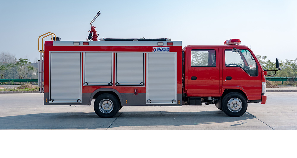 五十铃600P水罐消防车图3