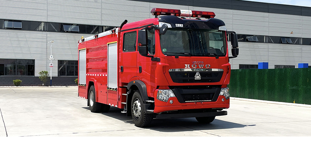 豪沃单桥外露水罐消防车图2