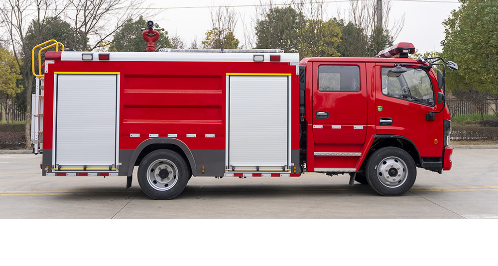 东风大多利卡泡沫消防车图6