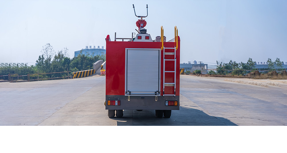 五十铃600P泡沫消防车图4