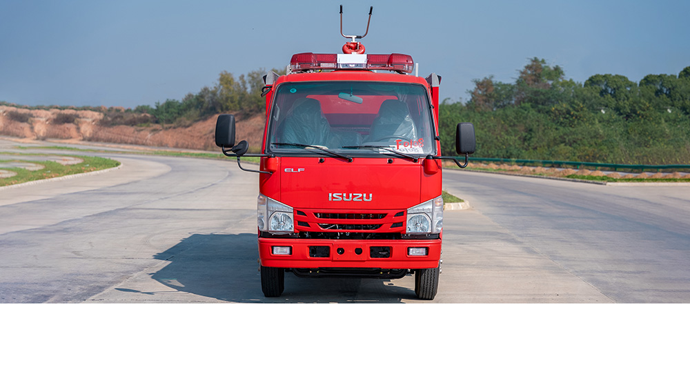 五十铃700P泡沫消防车图2