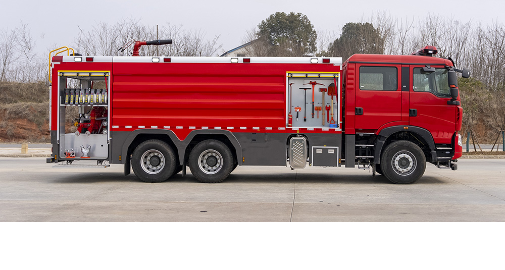 豪沃后双桥泡沫消防车图9