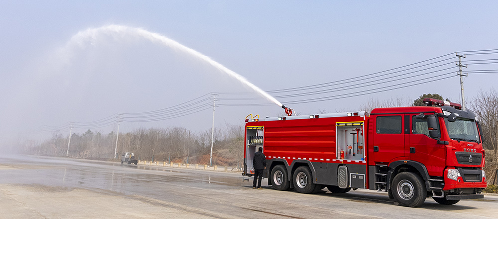 豪沃后双桥泡沫消防车图10