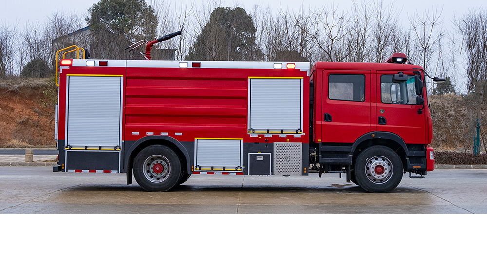 东风D9泡沫消防车图8