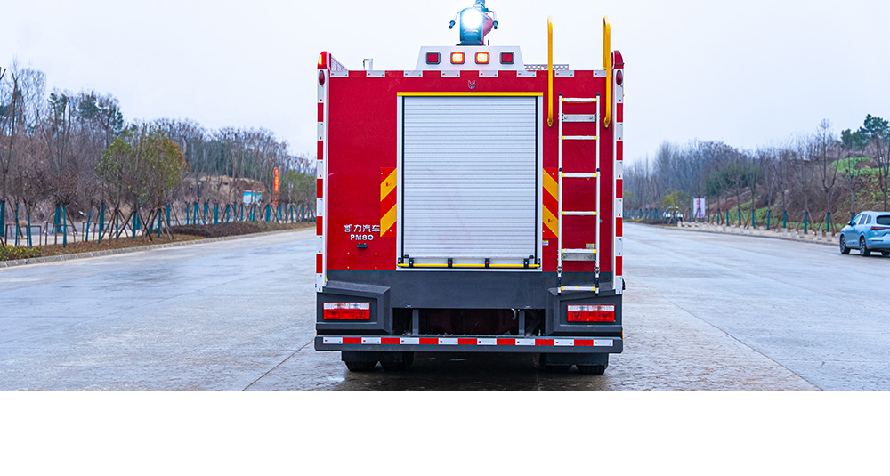 东风D9泡沫消防车图4