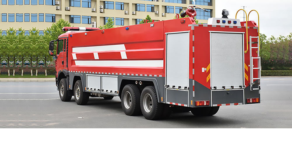 豪沃前四后八泡沫消防车图1