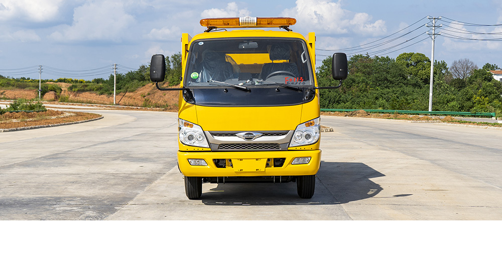 小卡之星3双排消防洒水车图8