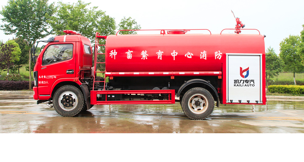 东风大多利卡消防洒水车图7