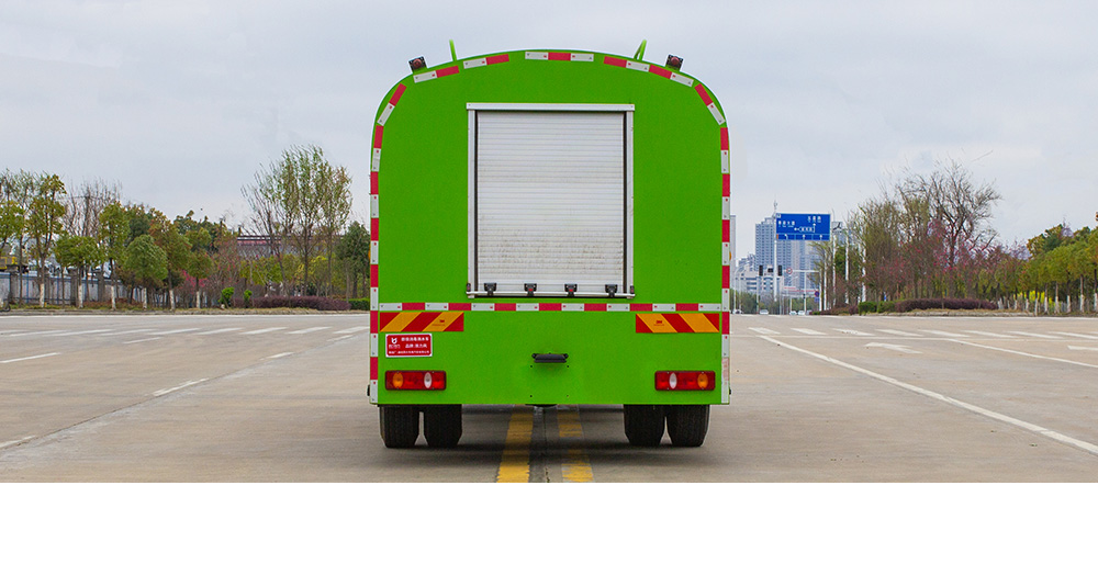 东风柳汽消防酒水车图1