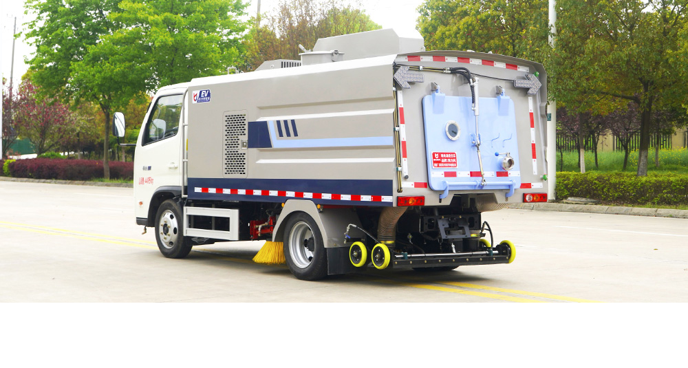 福田领航S1纯电洗扫车图1