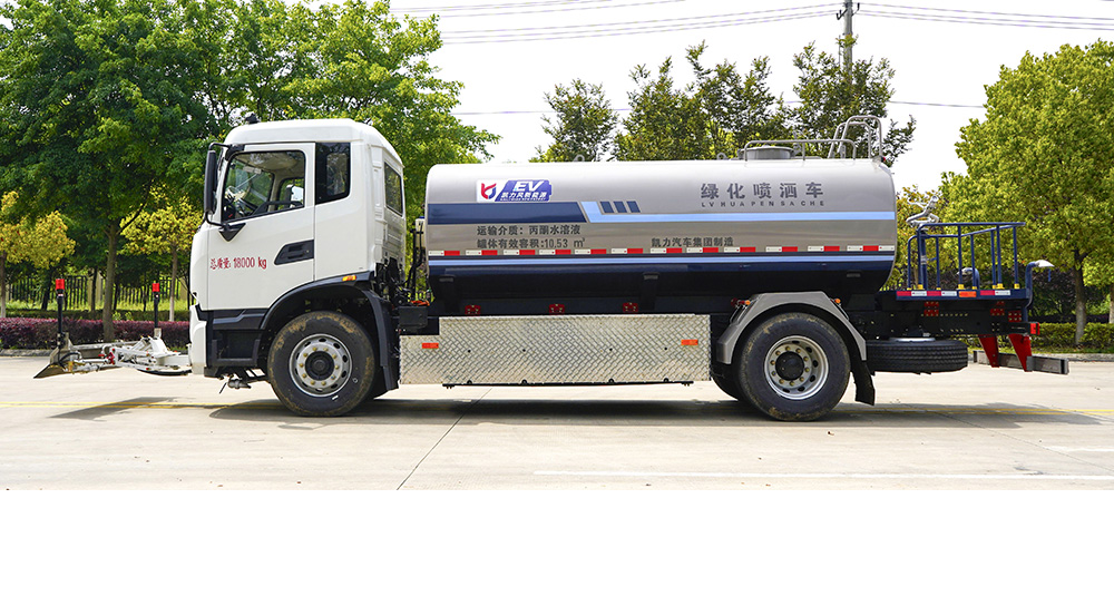 东风天锦纯电路面清洗车图6