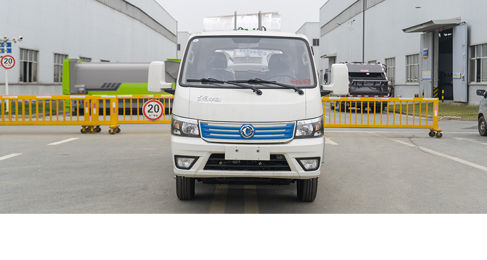 东风华神纯电绿化喷洒车图7