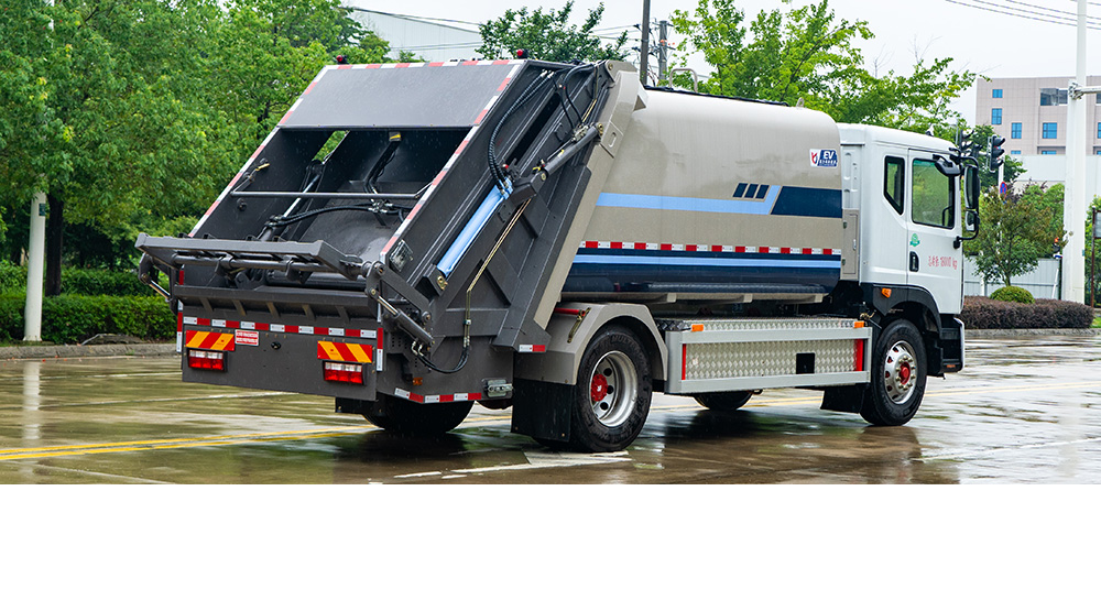 东风D9纯电压缩式垃圾车图3