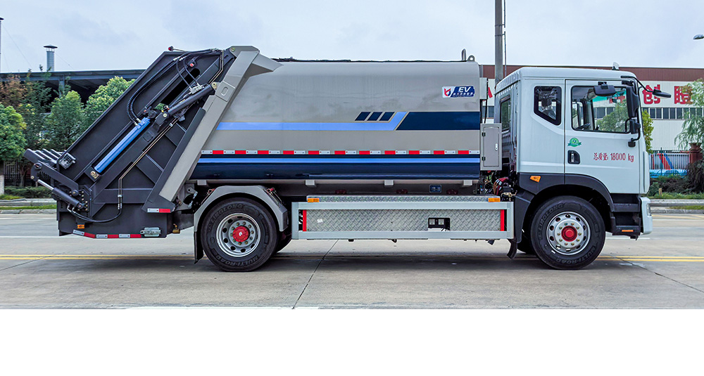 东风D9纯电压缩式垃圾车图5