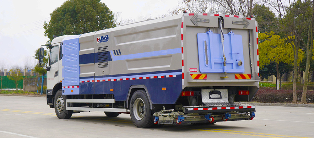 东风天锦纯电道路污染清除车图6