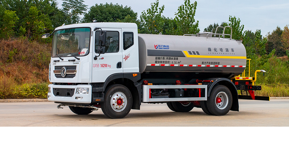 东风D9洒水车图2