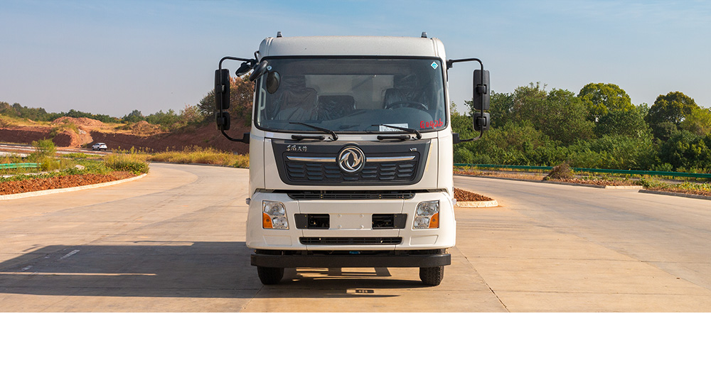 东风天锦洒水车图7