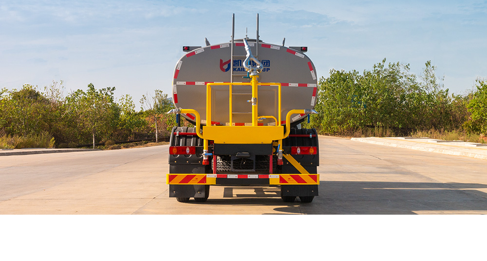 东风天锦洒水车图8