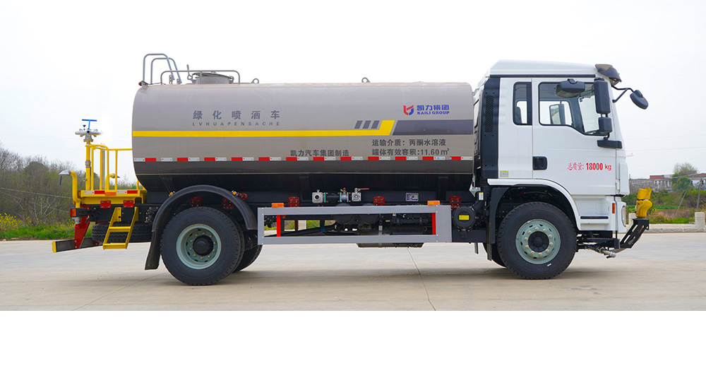 陕汽德龙L3000洒水车图5