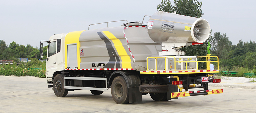 东风天锦多功能抑尘车图4