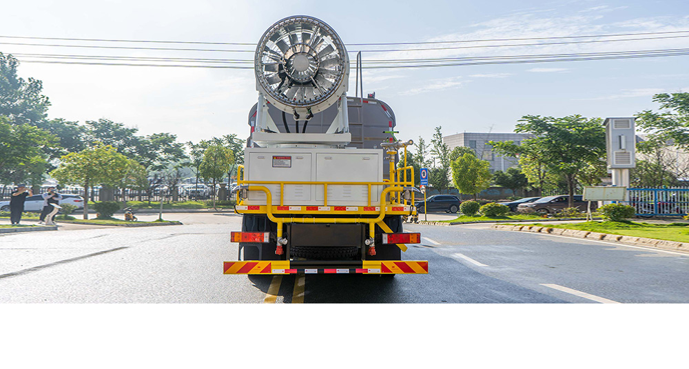 天锦前四后八多功能抑尘车图7