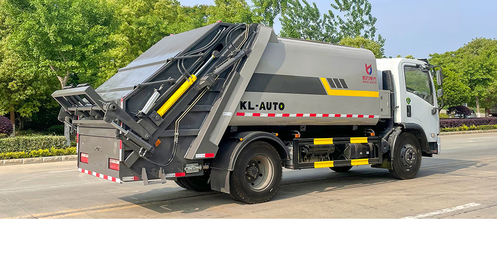 东风大福瑞卡压缩式垃圾车图5