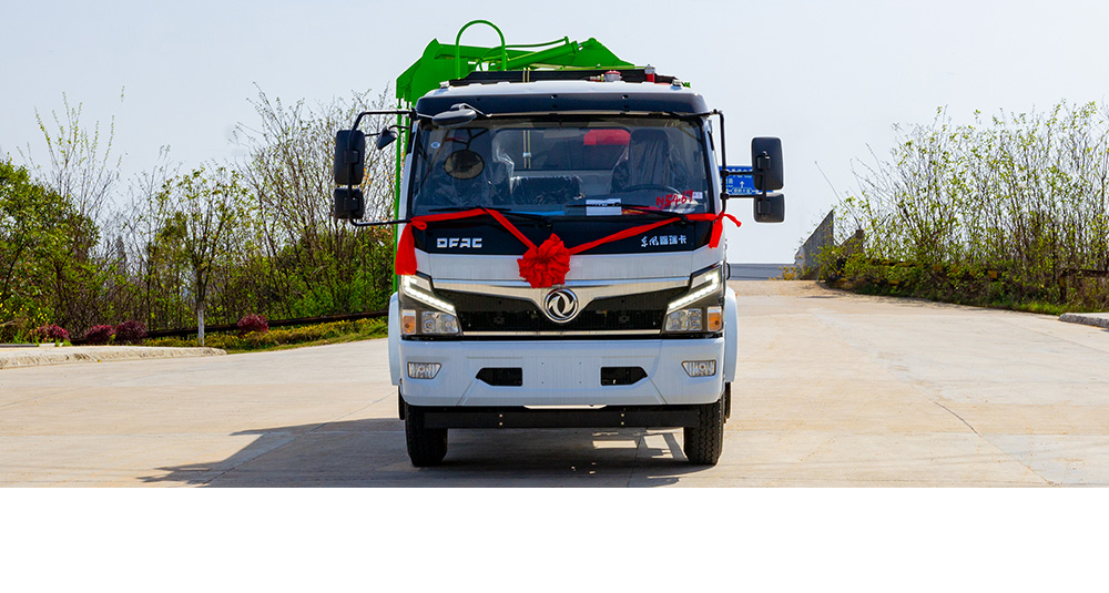 大福瑞卡侧装压缩垃圾车图7