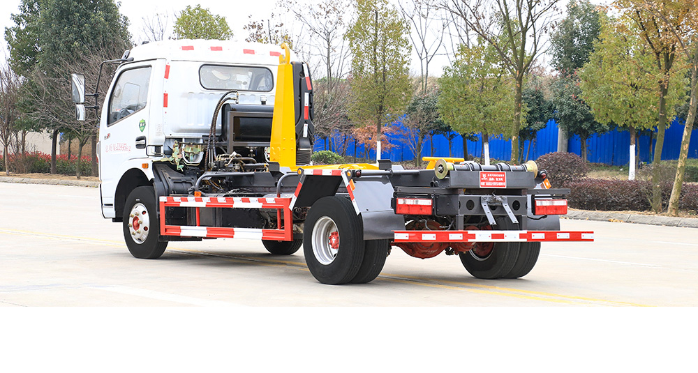 大多利卡10吨车厢可卸式垃圾车图6