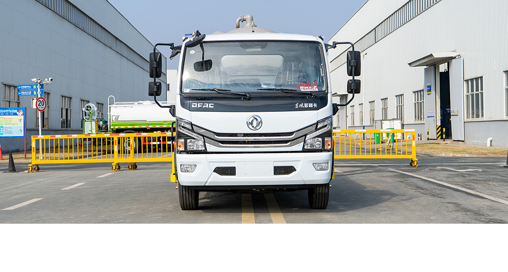 东风大多利卡吸污车图7