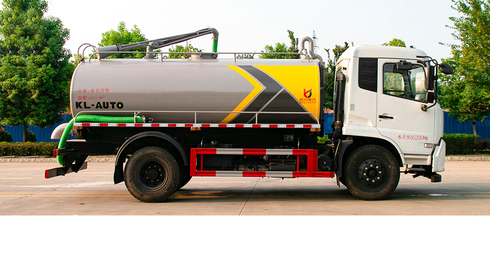 东风天锦吸粪车图3