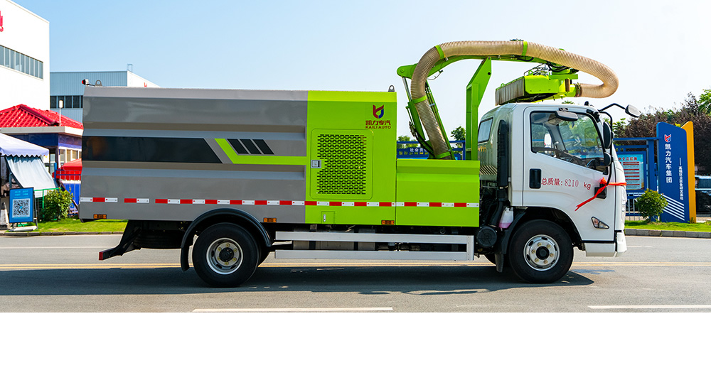 江铃凯锐绿篱修剪车图3