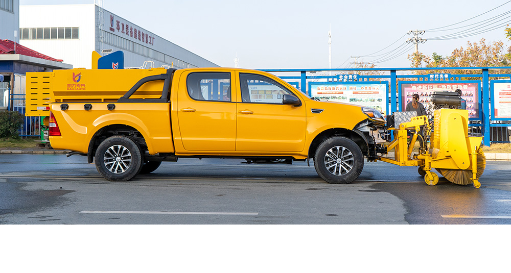 福田四驱除雪车图3