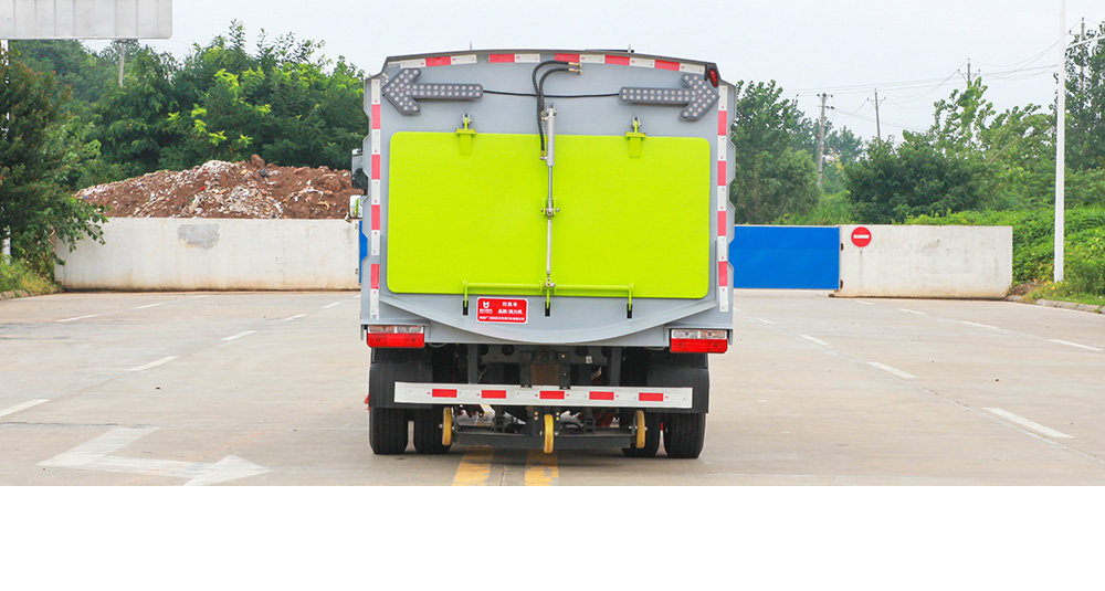 大多利卡扫路车图8