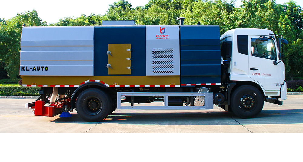 天锦后置吸尘车图9