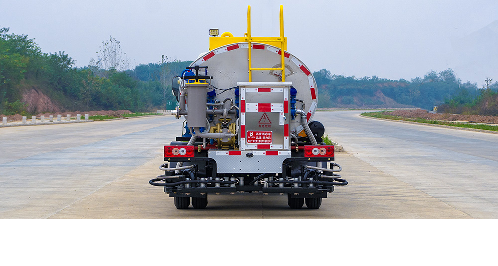 福田小卡之星3沥青洒布车图8