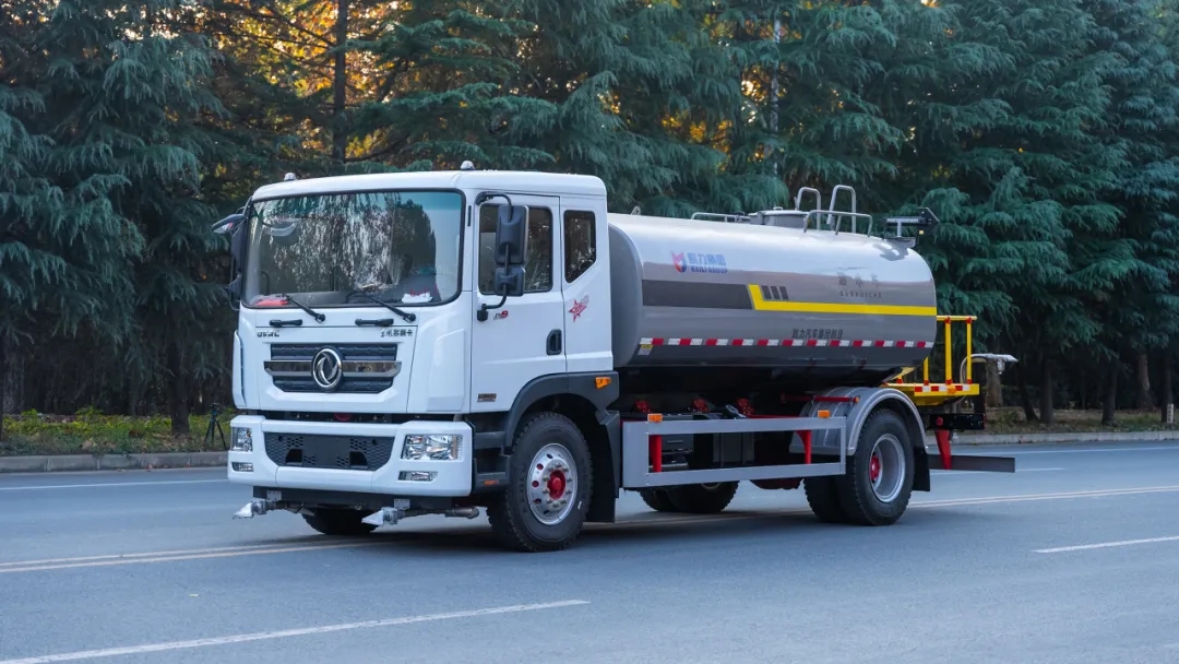 【热销推荐】凯力风-东风D9绿化喷洒车